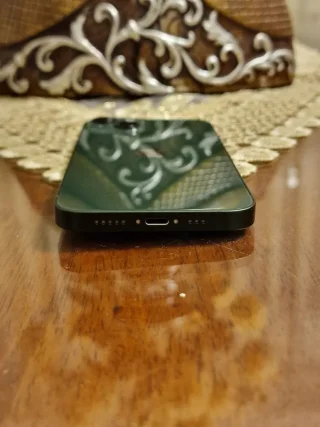 I phone 13 4