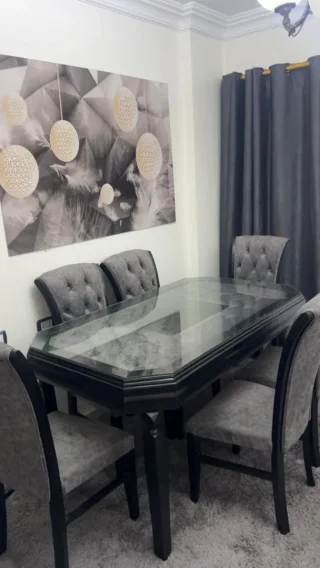 طاولة سفرة خشب ثقيل 2