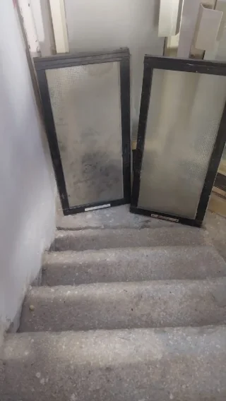 باب المنيوم ثقيل مع زجاج