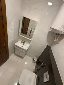 شقة حي المنصور 12