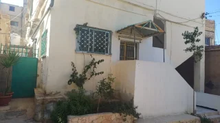 شقتين طابق أرضي لقطة نظاف 7