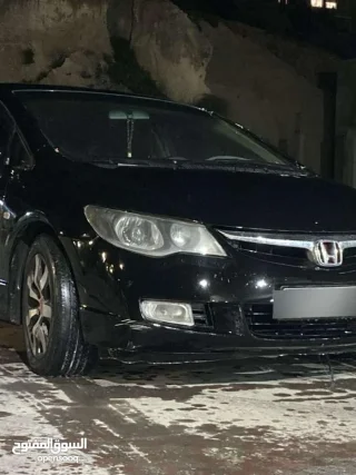 هوندا سيفيك 2006 قير عادي للبيع او البدل على هايبرد بنفس القيمة او لانسر حديثة 10