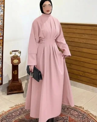 فستان باربي السعر 17دينار سايزات 38ل44  من وزن 50ل90كغTE ع ١ /ق ر ش ك توصيل ٣ ال 9