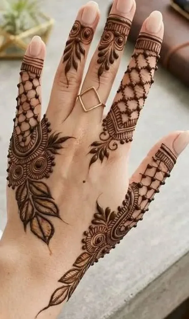 رسومات نقش حناء طبيعي بحريني 4