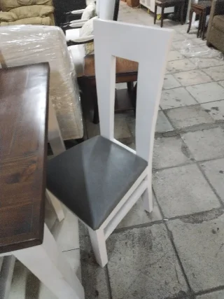 طاولة سفرة ٨ كراسي