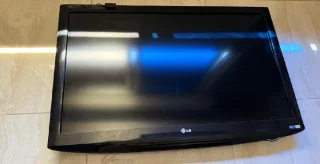 شاشة LG مستعملة بحالة الوكالة (ليست سمارت)