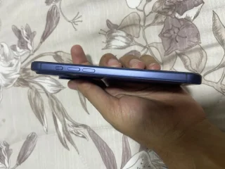 17 pro max شبه جديد 5