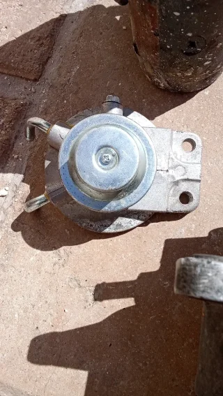 🚗 قطع بكب كيا ديزل للبيع 🔧متوفر للبيع قطع أصلية مستعملة بحالة جيدة:طرمبة ديزل (ت 9