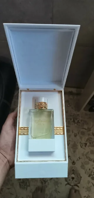 عطر عرش من فرنش افينيو