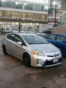 تيوتا بريوس موديل 2013 9