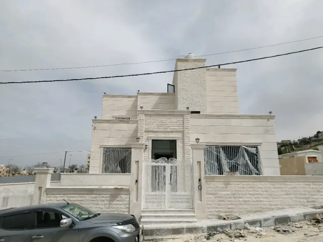 ahmad khashroom for construction contracting 7