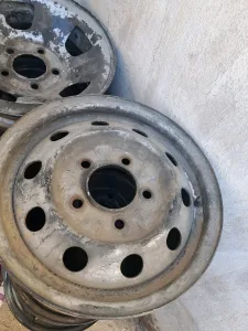 جنطات مشكلة للبيع كامل العدد ٢٣ جنط السعر 70دينار 4