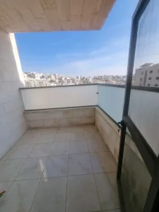 من المالك شقة طابق ثاني مساحة ١٧٧  عمان البيادر اول ابو السوس خلف مسجد حسين خواج 10