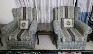 طقم كنب وطاولات مستعمل للبيع 3