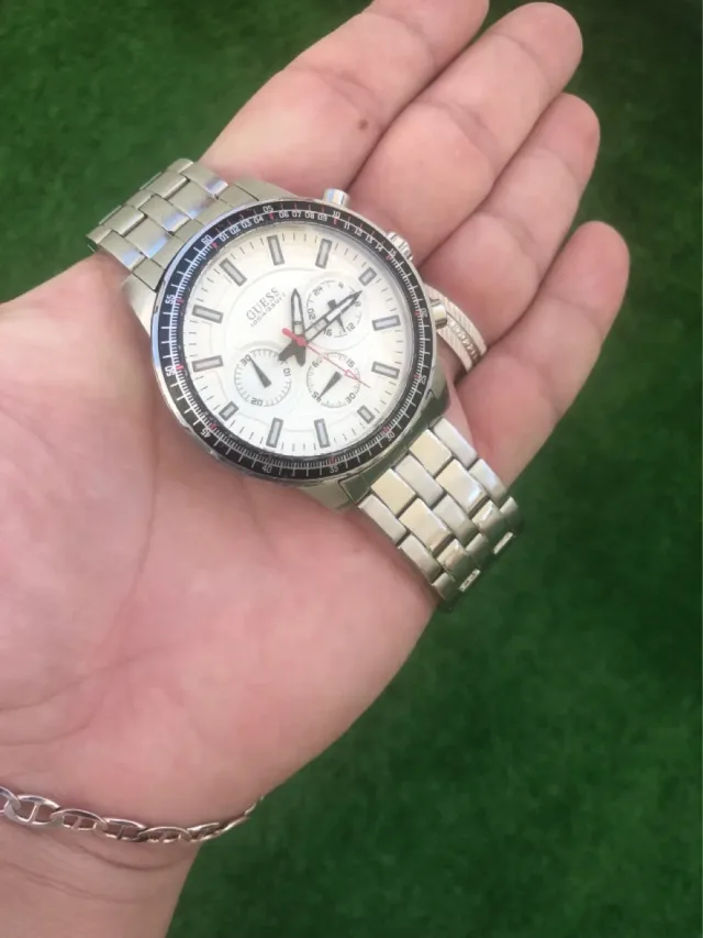 يوسف للساعات والعطور 5