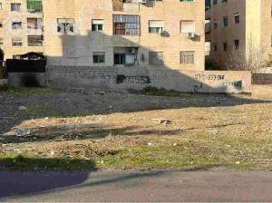 قطعة ارض للبيع مقابل مجمع الجنوب بسعر مميز جدا 4