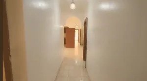 شقة مميزة للبيع في جبل الزهور 8