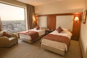 اثاث غرف نوم فندقي٥ نحوم  خشب طبيعي بسعر مغري 5