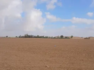 أرض للبيع في الجيزة قرب شارع المطار 5