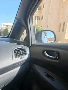 نيسان ليف ٢٠١٣ ٨ بار 7