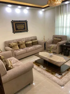 عماره منطقه عمان جبل المناره ٤ طوابق مع روف مسطح الف متر مساحه الارض ٥٣٥ متر مكو 8