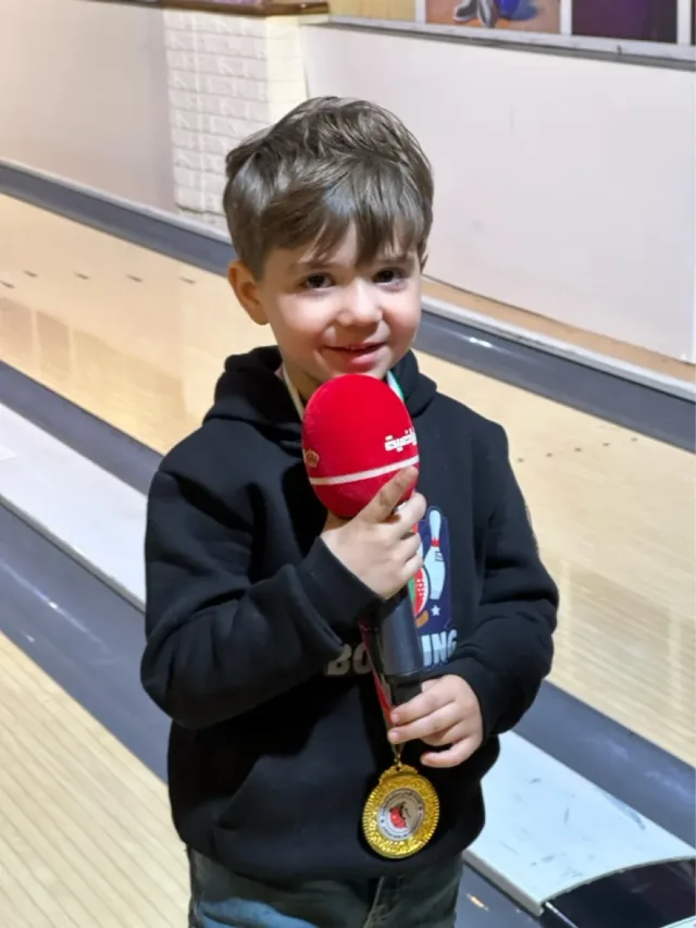 Jordan Elite Bowling Alley 8