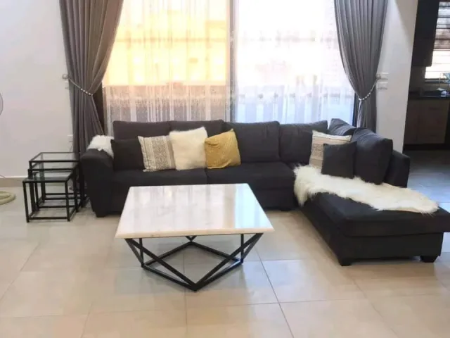 خشبة وعتبة