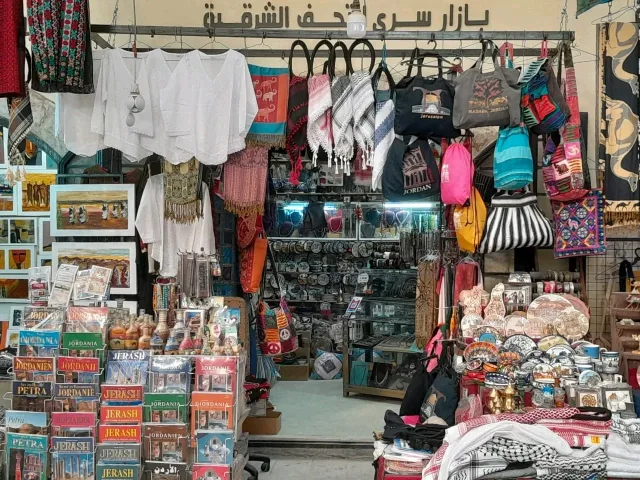 بازار سرى للتحف الشرقية 14
