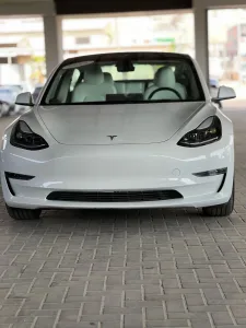 TESLA MODEL 3  2022 4