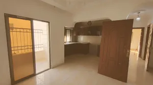شقة مميزة للبيع في جبل الزهور 10