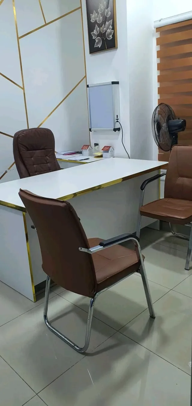 عيادة الدكتور خالد مناصرة للنسائية و التوليد وسلامة الجنين والطب العام 9