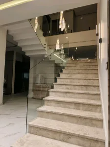 زجاج سيكوريت 10 ميلي  شورات واجهات زجاجية 2
