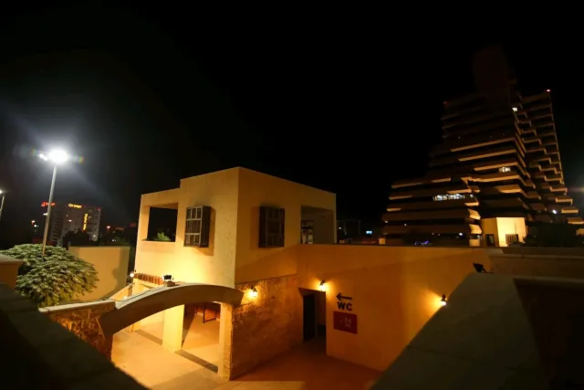 Souq Amber 4