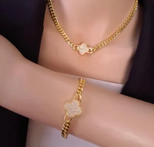 لكي سيدتي طقم ذهب روسي فخم جدا. سنسال مع اسوارة وحلقين وخاتم 7