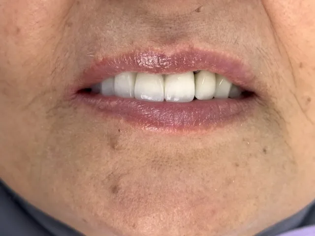 oval dental clinic 7