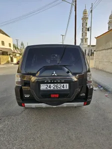 ميتسوبيشي باجيرو 2017 نخب النخب 3500cc ترخيص سنة كاملة ورقم جميل مثل صاحبها  7 ر 15
