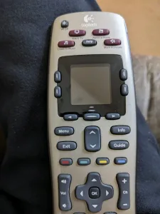 remote Logitech Harmony 650 2
