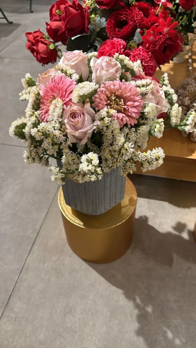 flowery shop