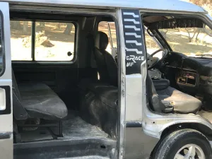 H100 للبيع 2001 12