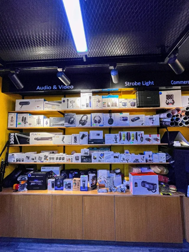 YouCam & Accessories 5
