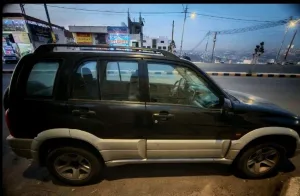 suzuki grand vitara 2004 سوزوكي 4
