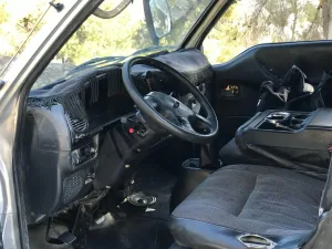H100 للبيع 2001 9