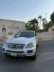 Mercedes Benz ML350مرسيدس ML350 موديل 2006 بحالة ممتازة جدًا من الداخل والخارج، س 2