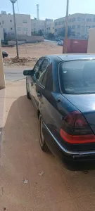 مرسيدس C200 موديل 1996 9