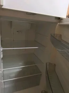 ثلاجه وفريزر نوع جينرال 2