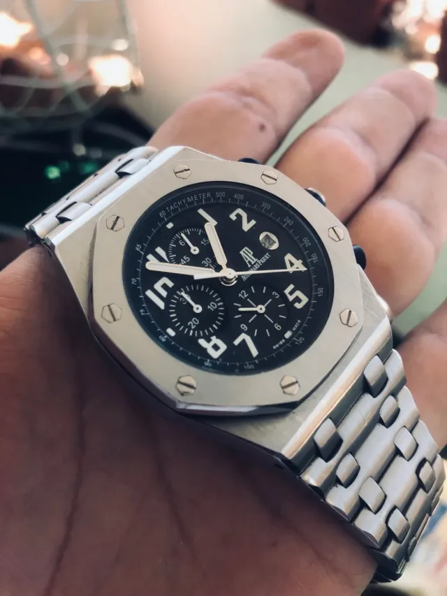 يوسف للساعات والعطور 2
