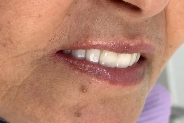 oval dental clinic 8
