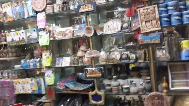 بازار سرى للتحف الشرقية 12