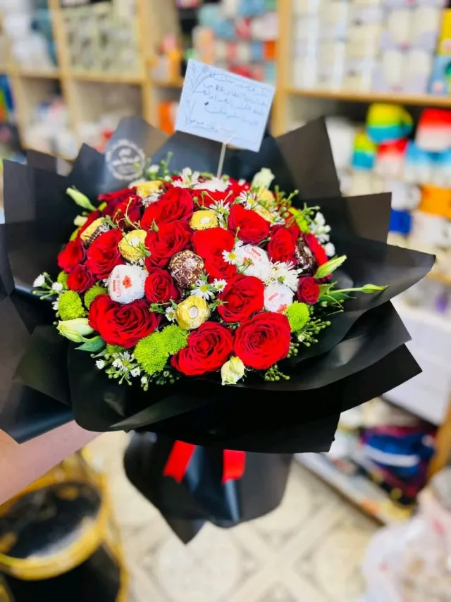البيت الابيض للادوات المنزلية والازهار الطبيعية