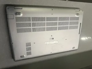 Laptop Dell Latitude بحالة الجديد 4